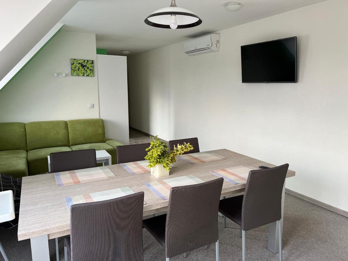 Apartments Hradny Mur Бойниці Екстер'єр фото