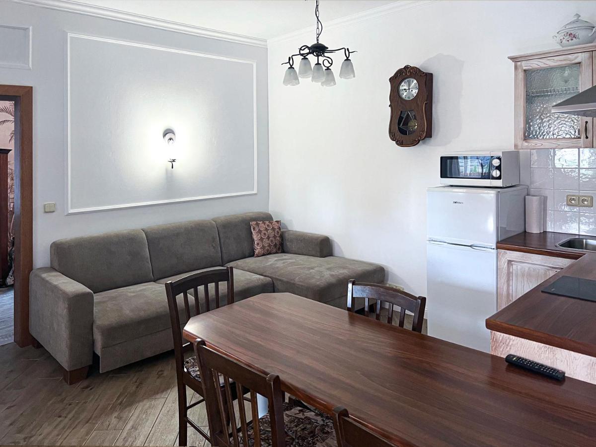 Apartments Hradny Mur Бойниці Екстер'єр фото