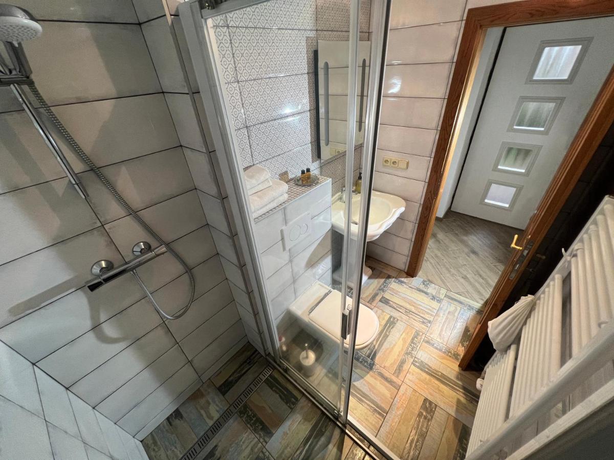 Apartments Hradny Mur Бойниці Екстер'єр фото